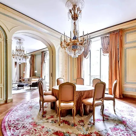 Appartamento Regina Apartment *